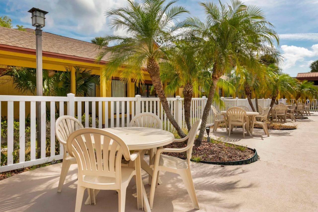Best Western International Speedway Hotel Daytona Beach Eksteriør billede